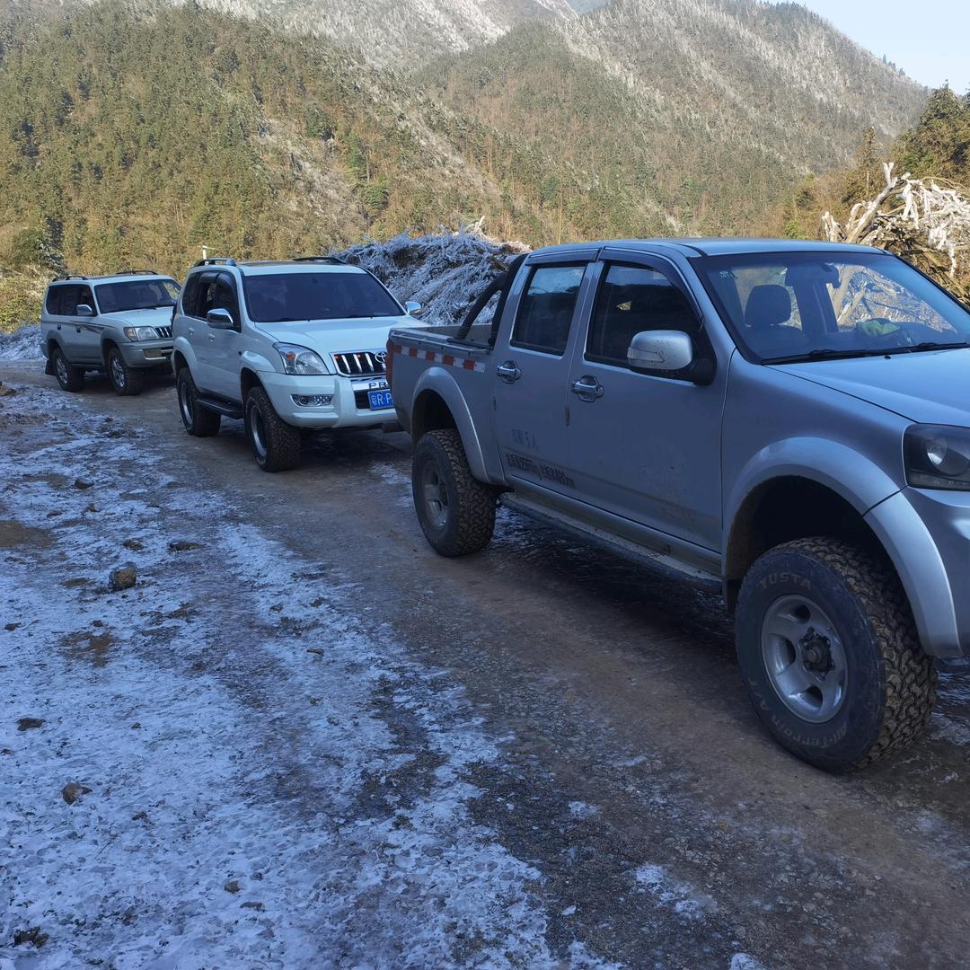 华业工程机械租赁.沙滩.道路.救援（华仔
