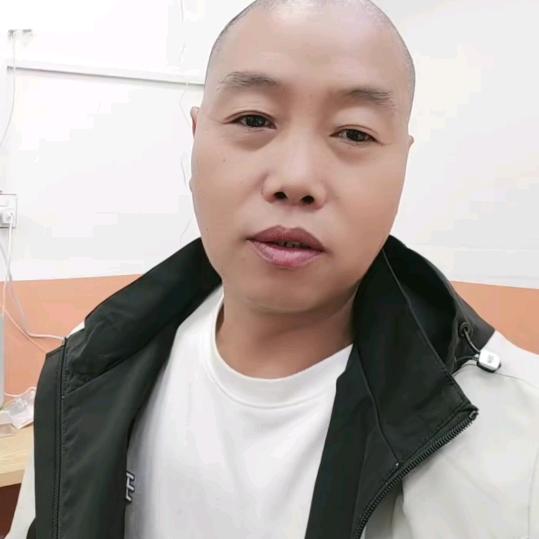 光头~江哥