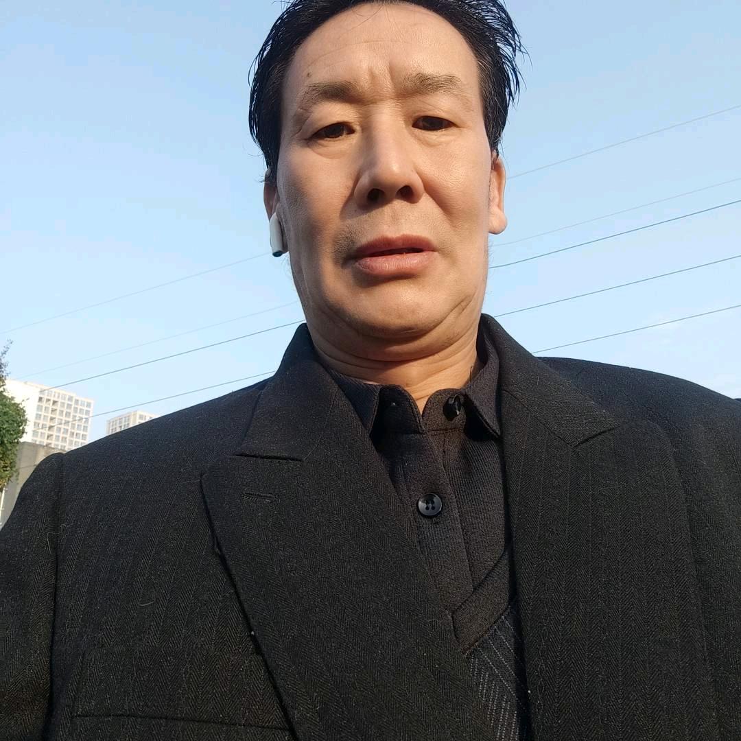 没有谁是谁的老大，我没有老大