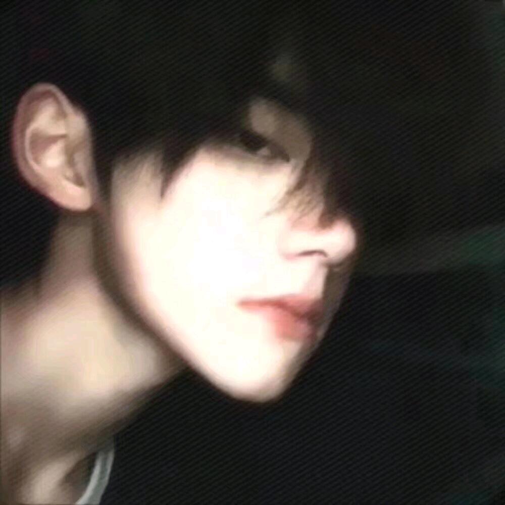 我在等你握我的手