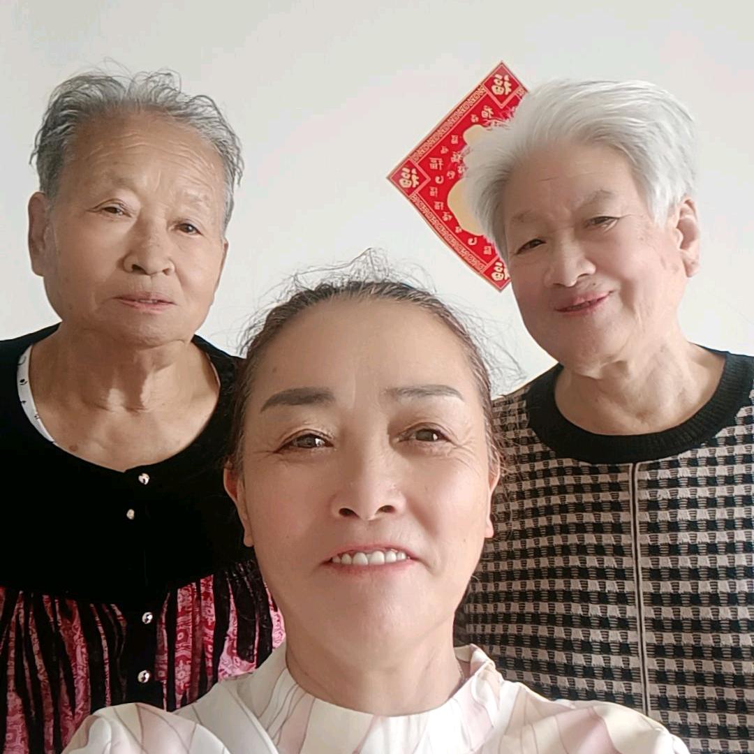 保姆刘大姐(14点左右开播)