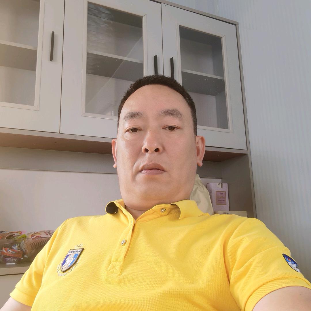 何军哥