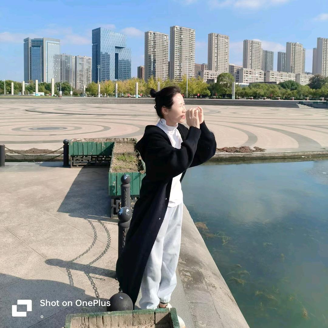清风徐来💕