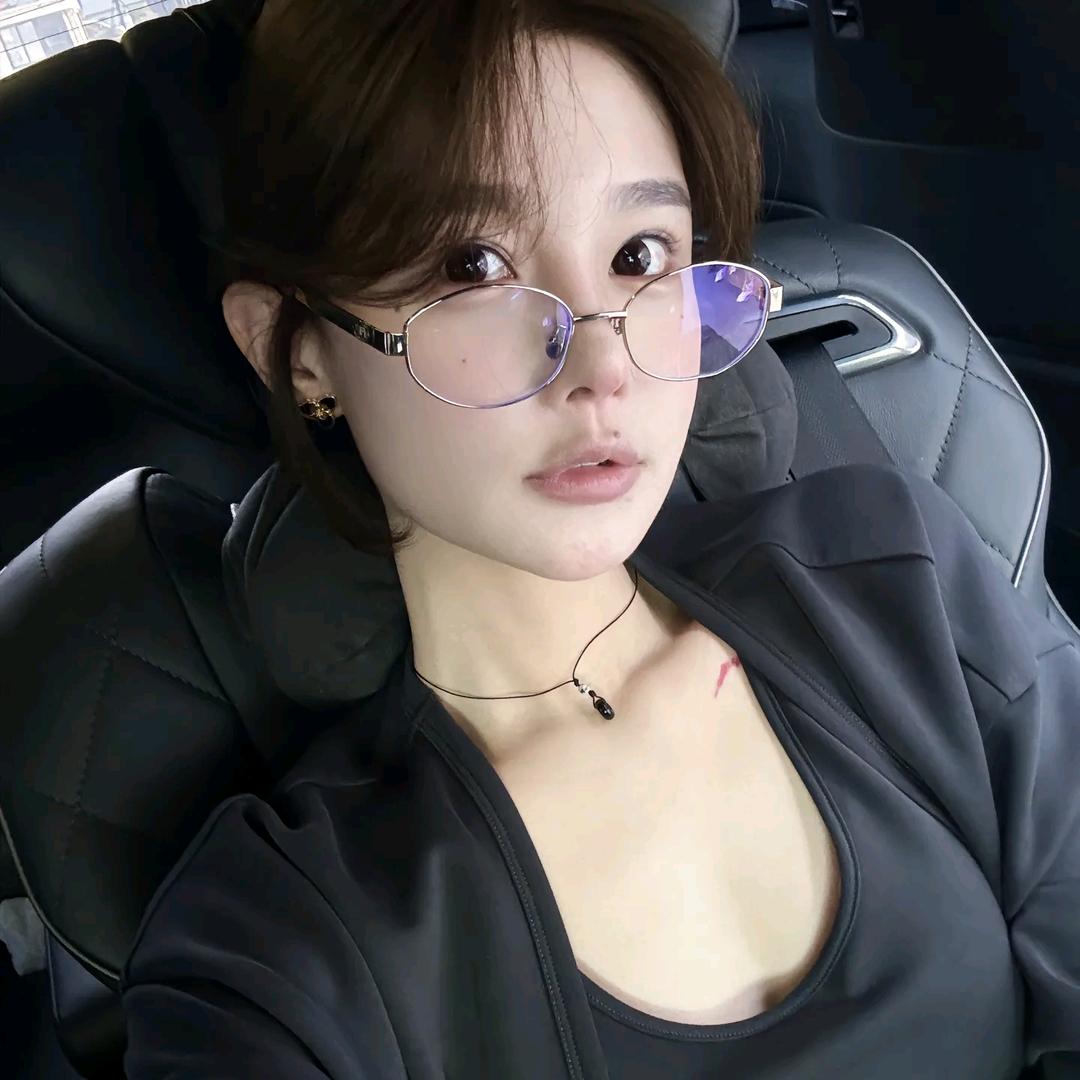 瓜瓜art me试衣间