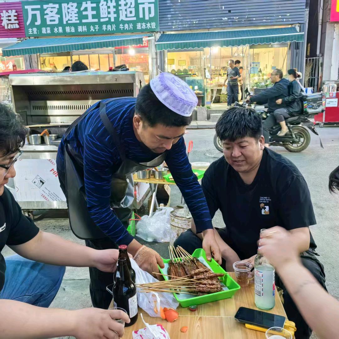 小马地摊清真烧烤