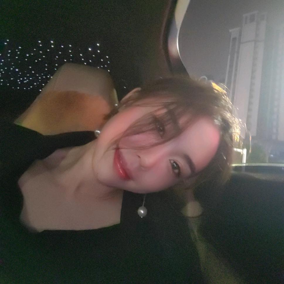伊伊的朋友圈