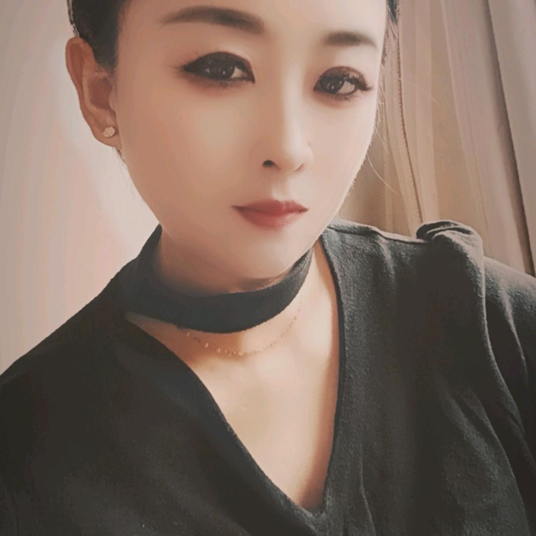 微风轻吹。。