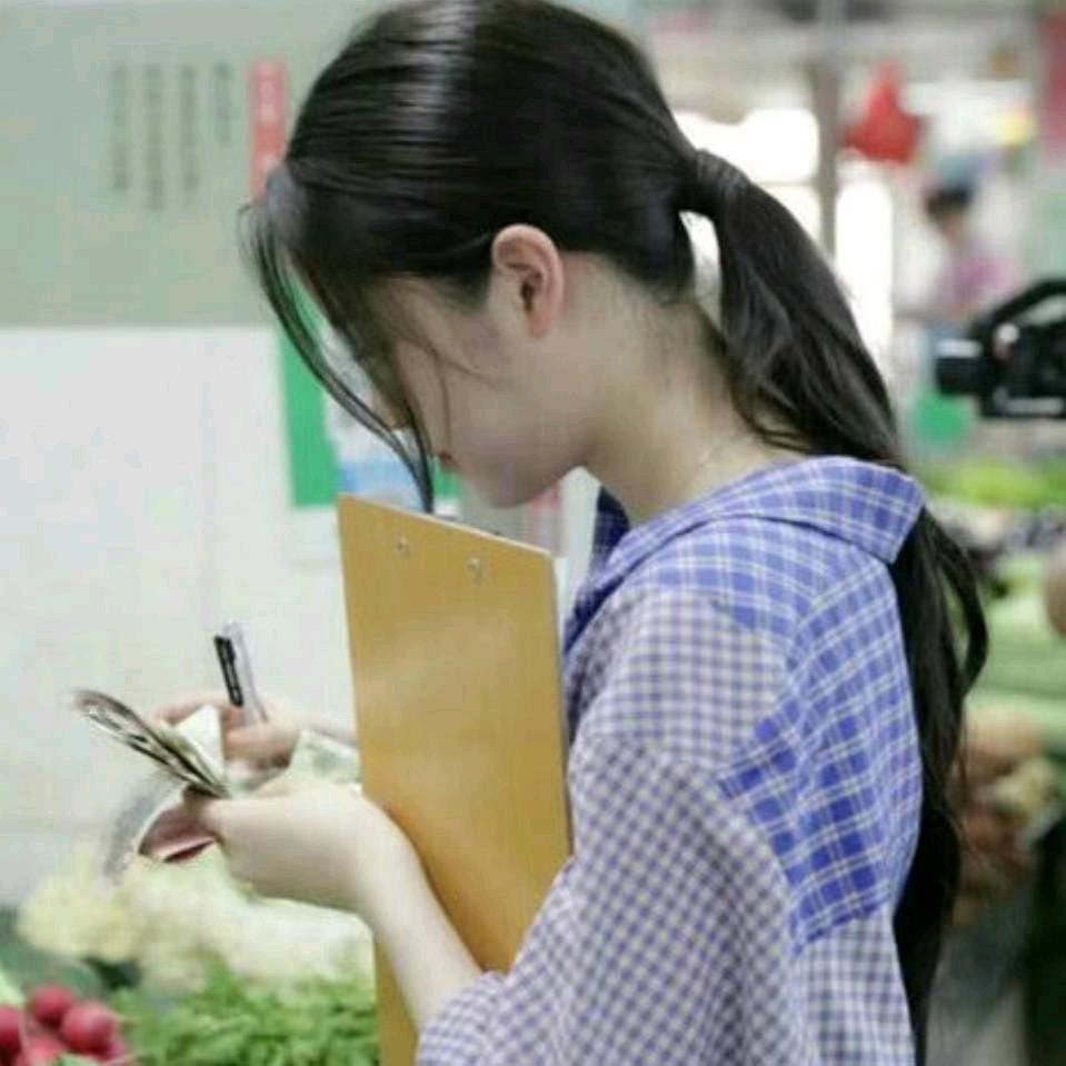 曼茵穿搭优选