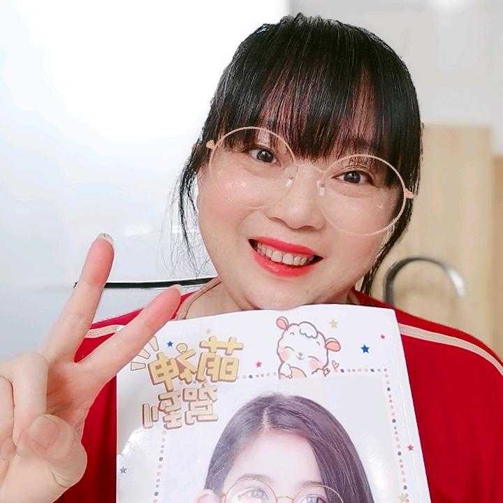 梅儿(手机照片做成书39一本入册106)