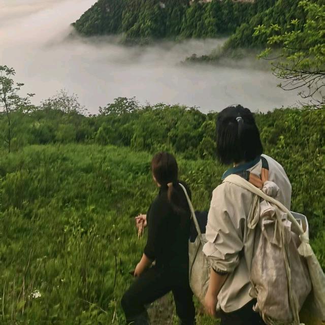 枷    锁