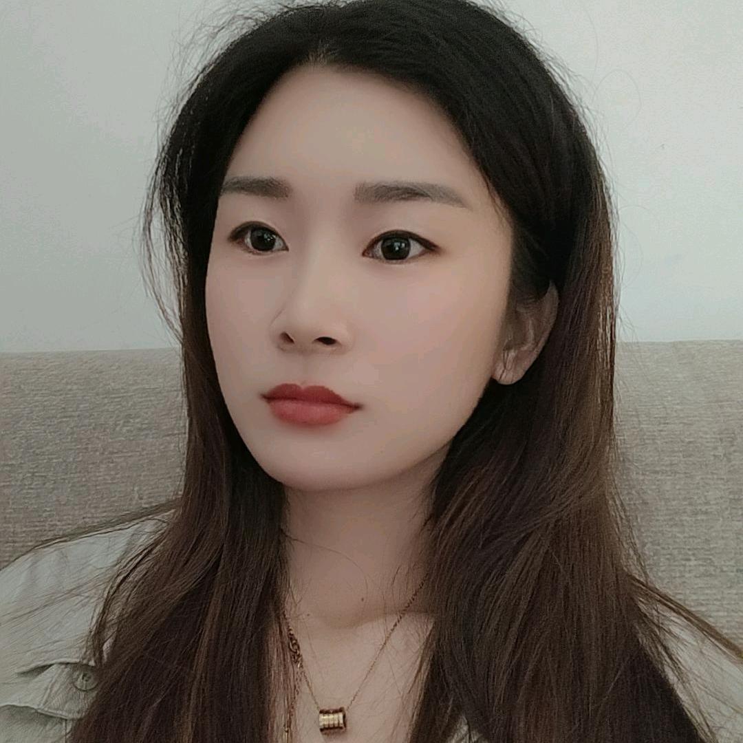 ᥫᩣ༠°🍓无名小花