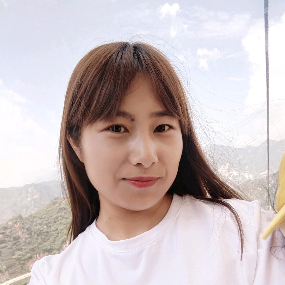 简凡服装中午12:20新人首播