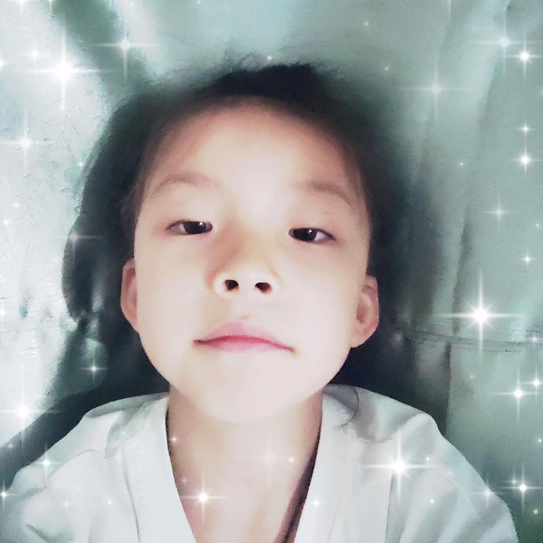幸福的自己👨‍👩‍👧‍👧😜