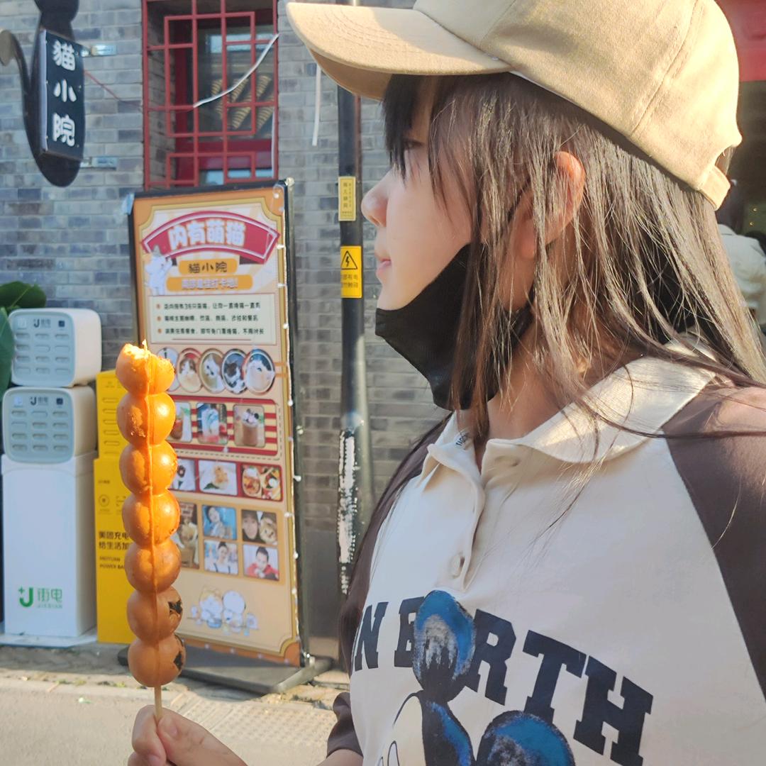 小黑春哥