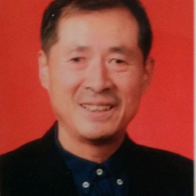 退役文艺兵老侯