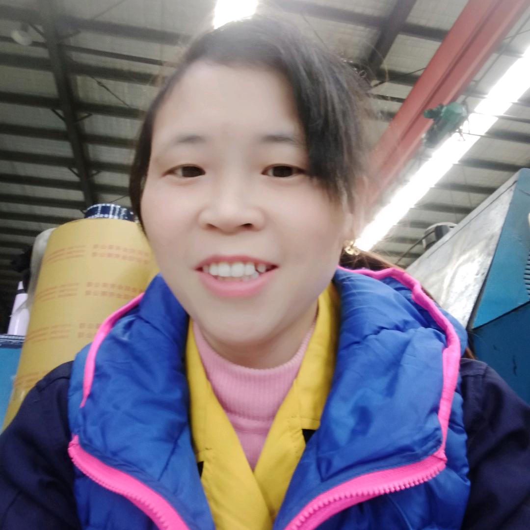 邹二妹（经营橱窗）