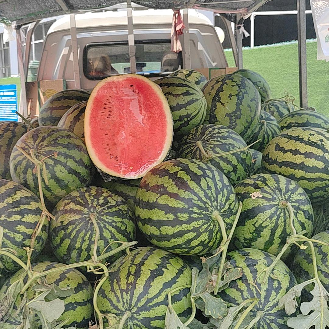 80后卖水果