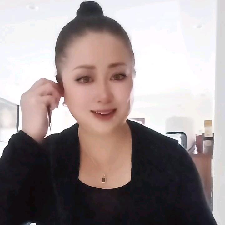 青衣沾雨醉红尘