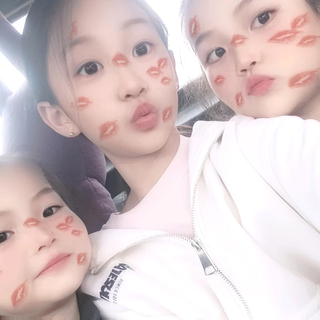 被指的美女很幸福
