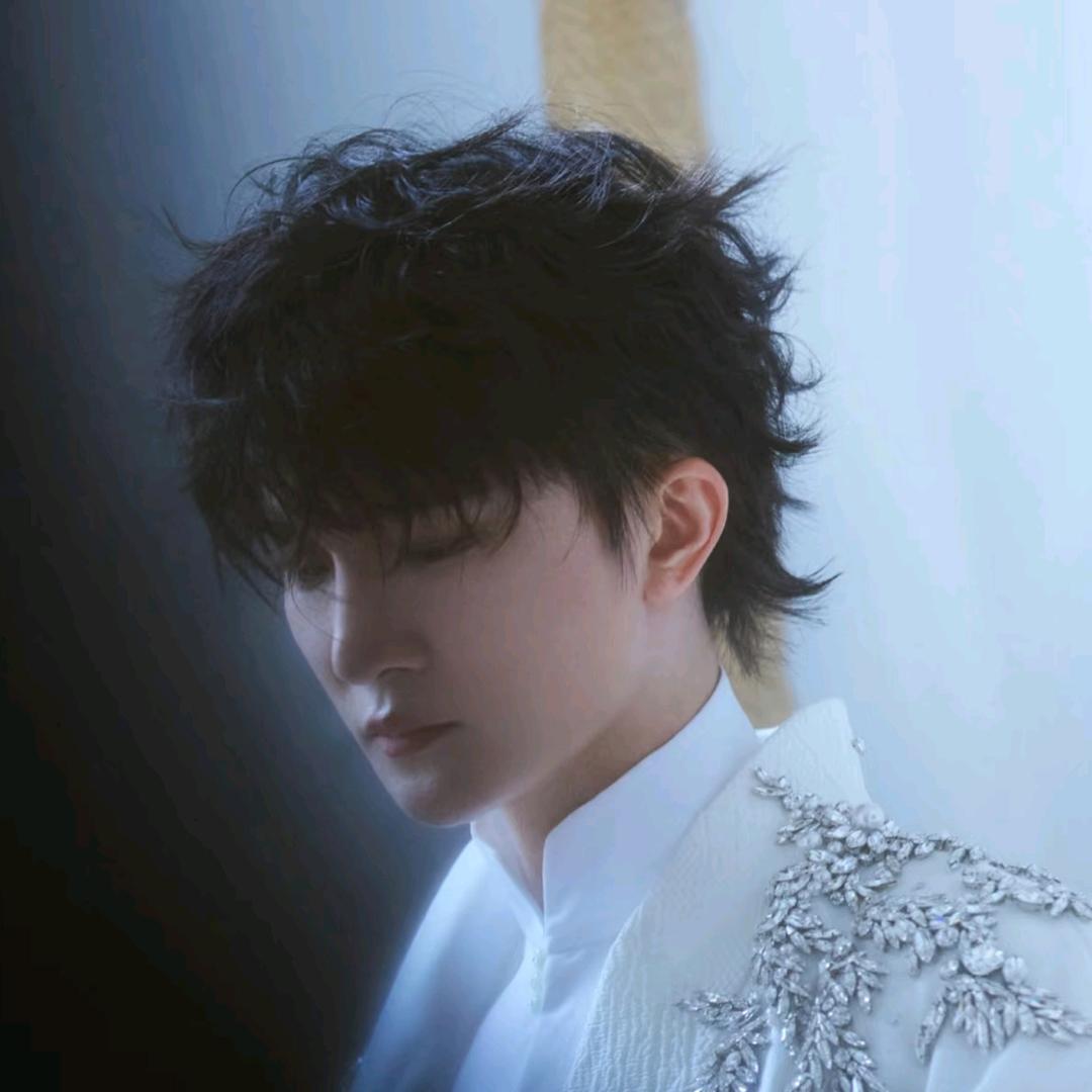 Ustinian✨♥️深💙