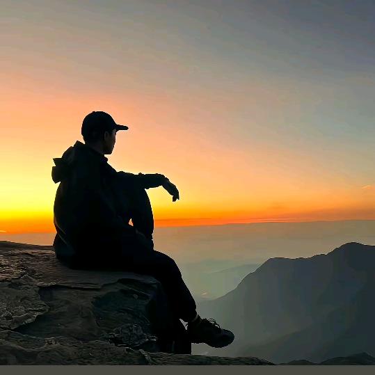 🕊ღ᭄断桥烟雨ꦿ᭄🕊