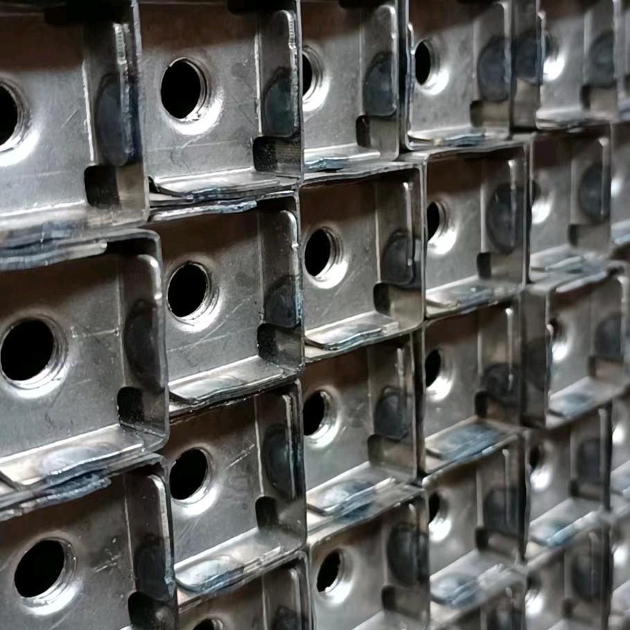 激光切管，锁母焊母