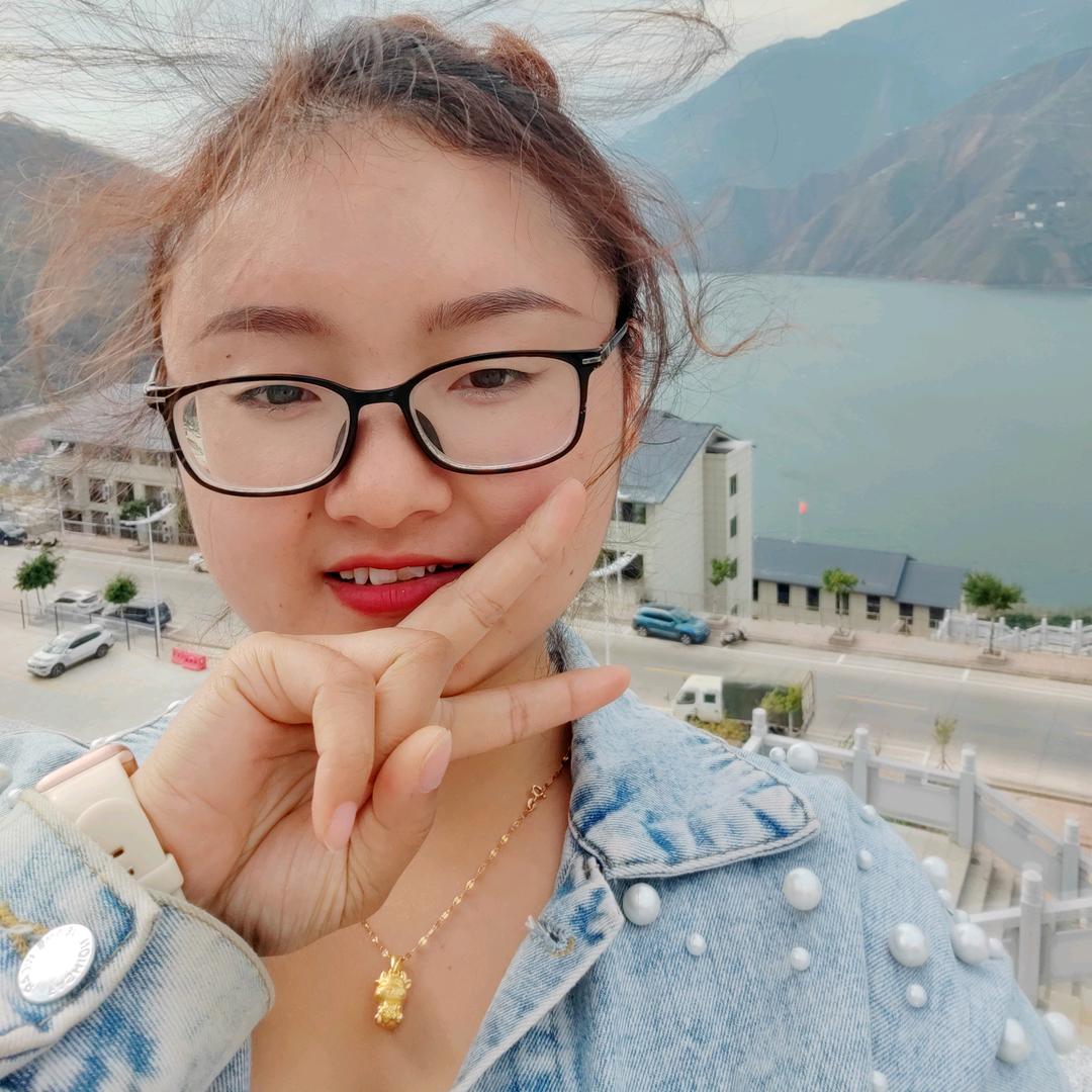 番茄味的薯片🐒