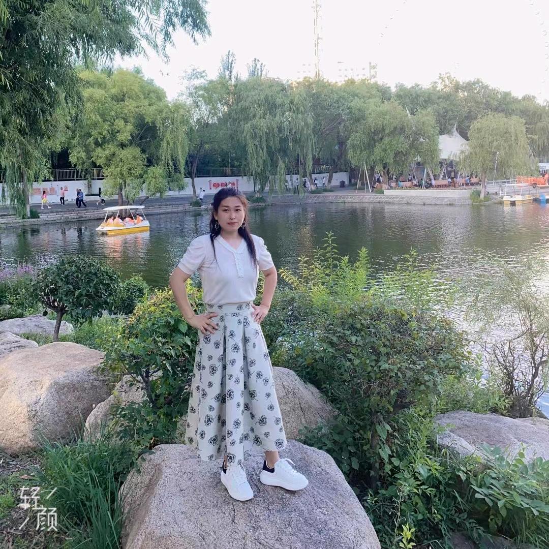 小莲莲服饰