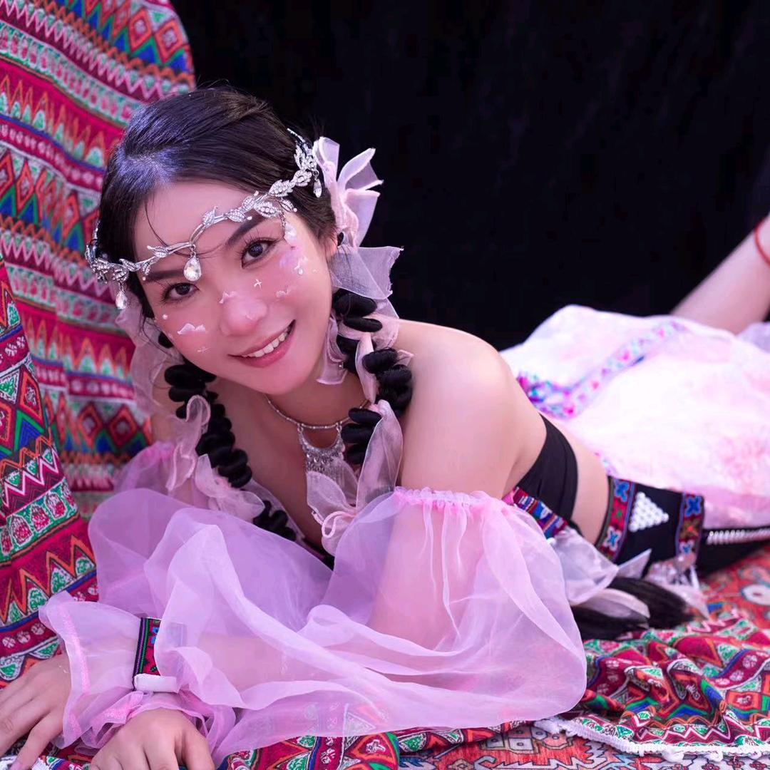 小妍（首播晚上10:10）