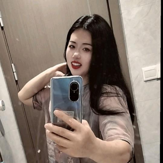 爱唱歌的刘曼