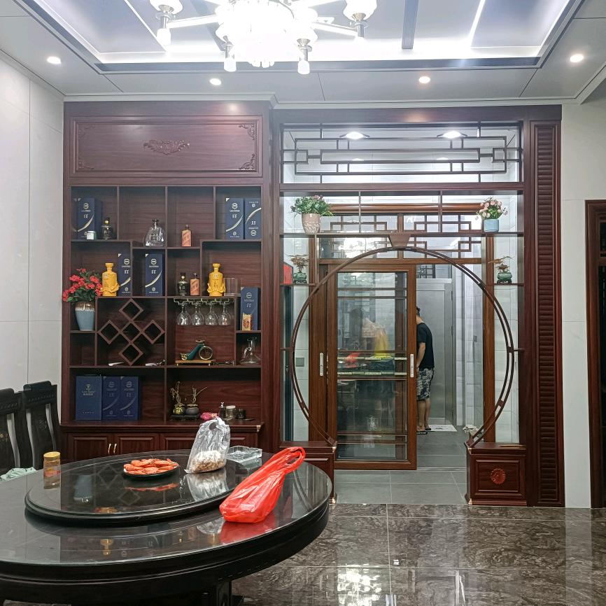 白马井新民路乐富门业