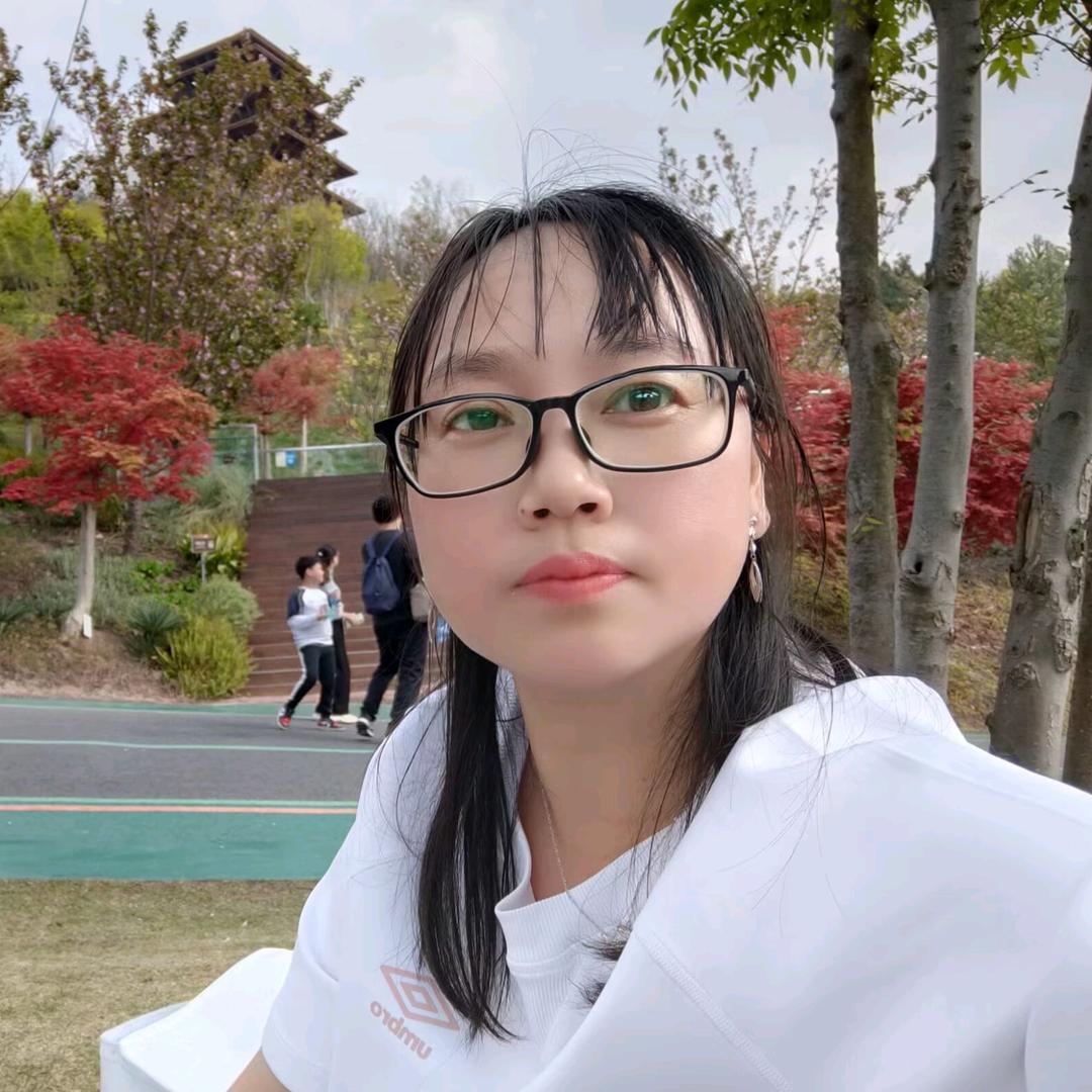A全友家居英姐