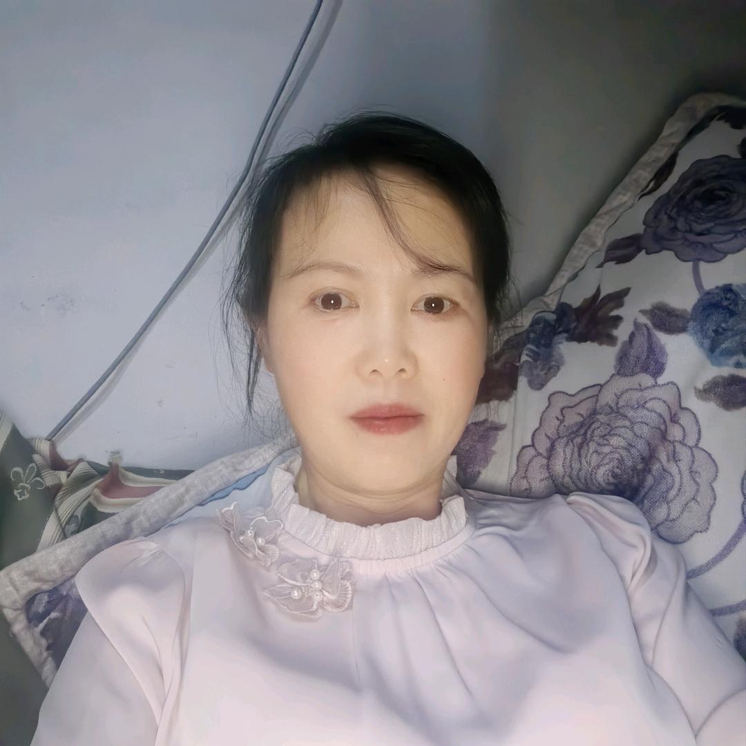 一切随风陈柏彤