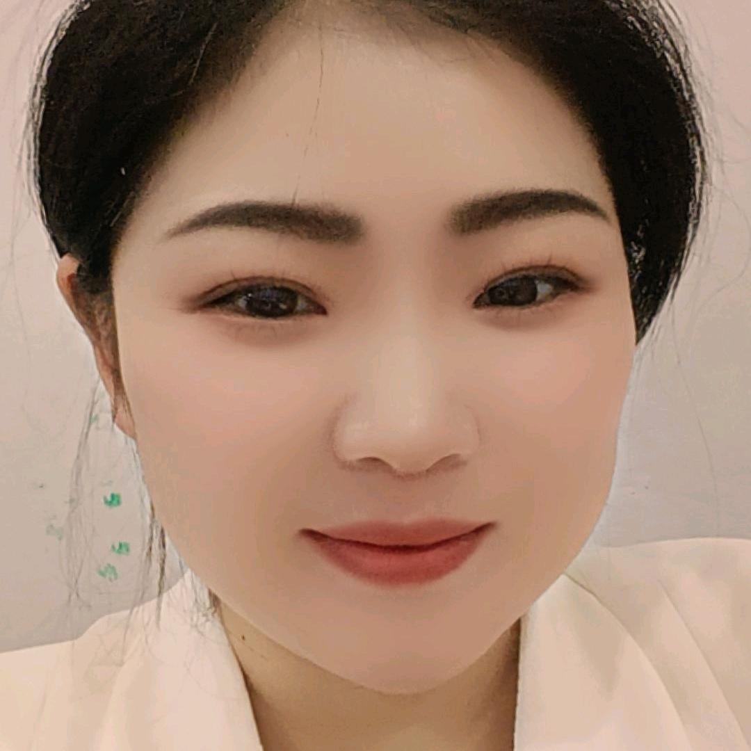 回首丽颜