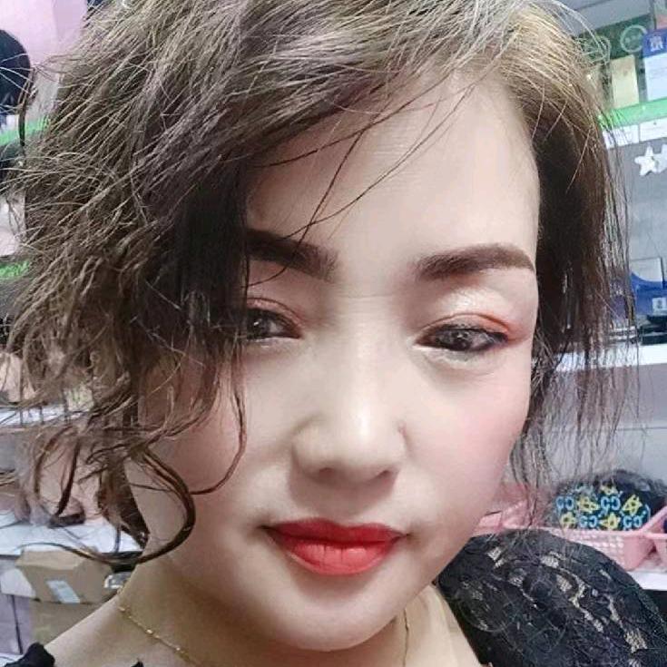 小坝纹眉找小胡老师