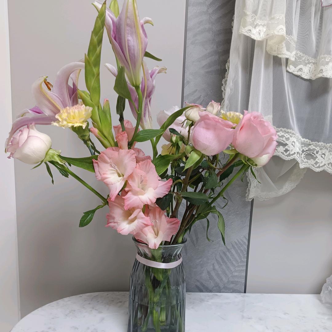 太阳出来喜洋洋