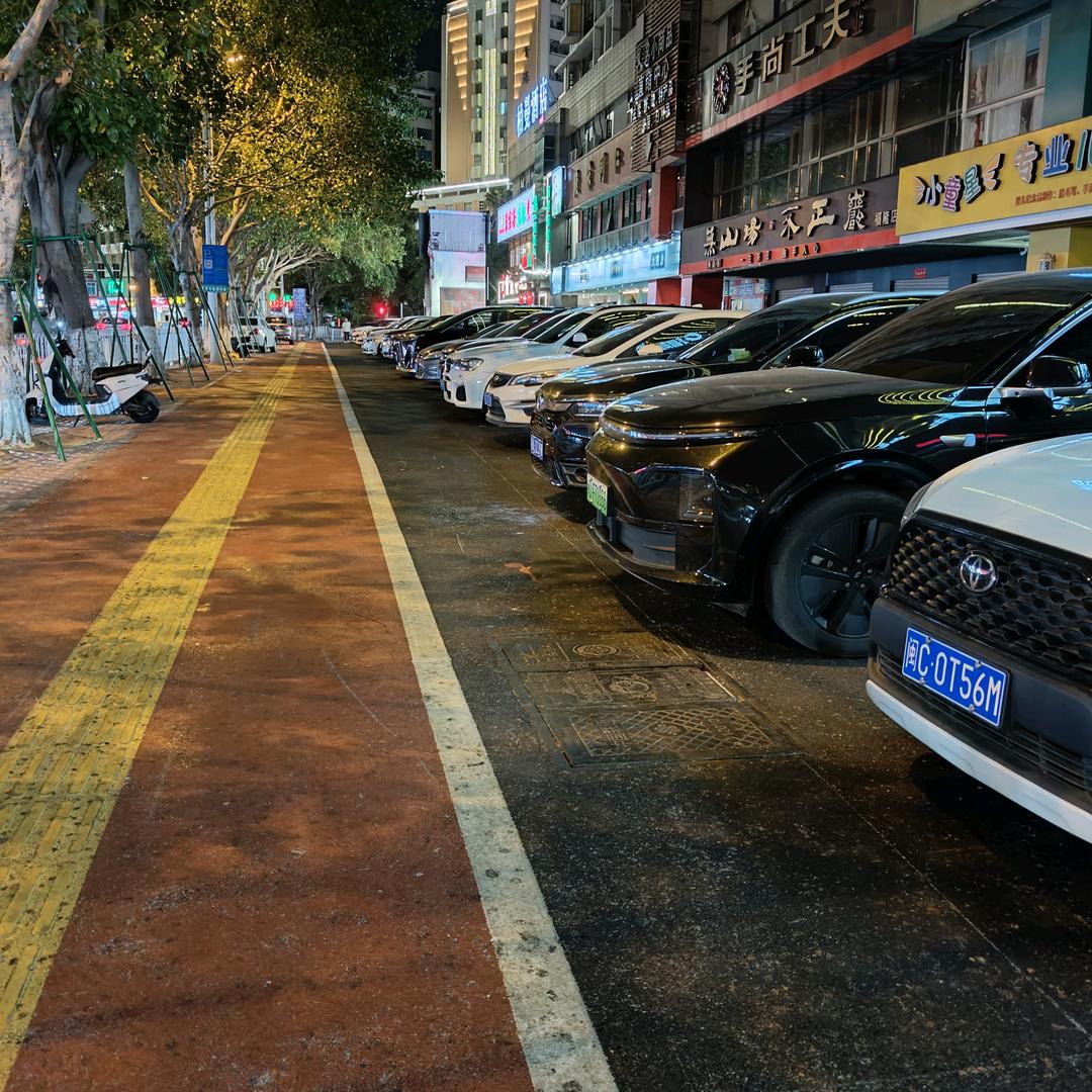 晋江市青阳悦悦服装创意屋