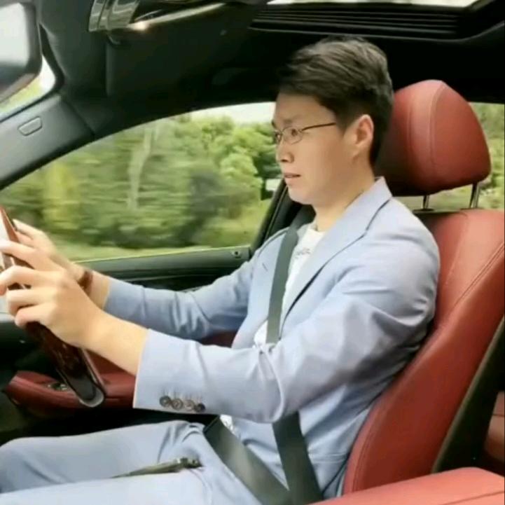 徐建宏