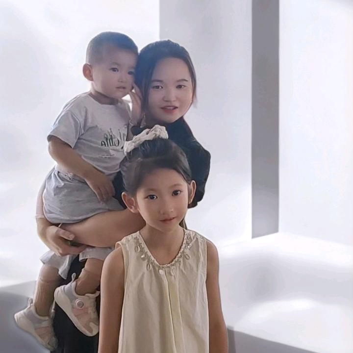 沙沙（宝妈带娃记）9.27满月庆