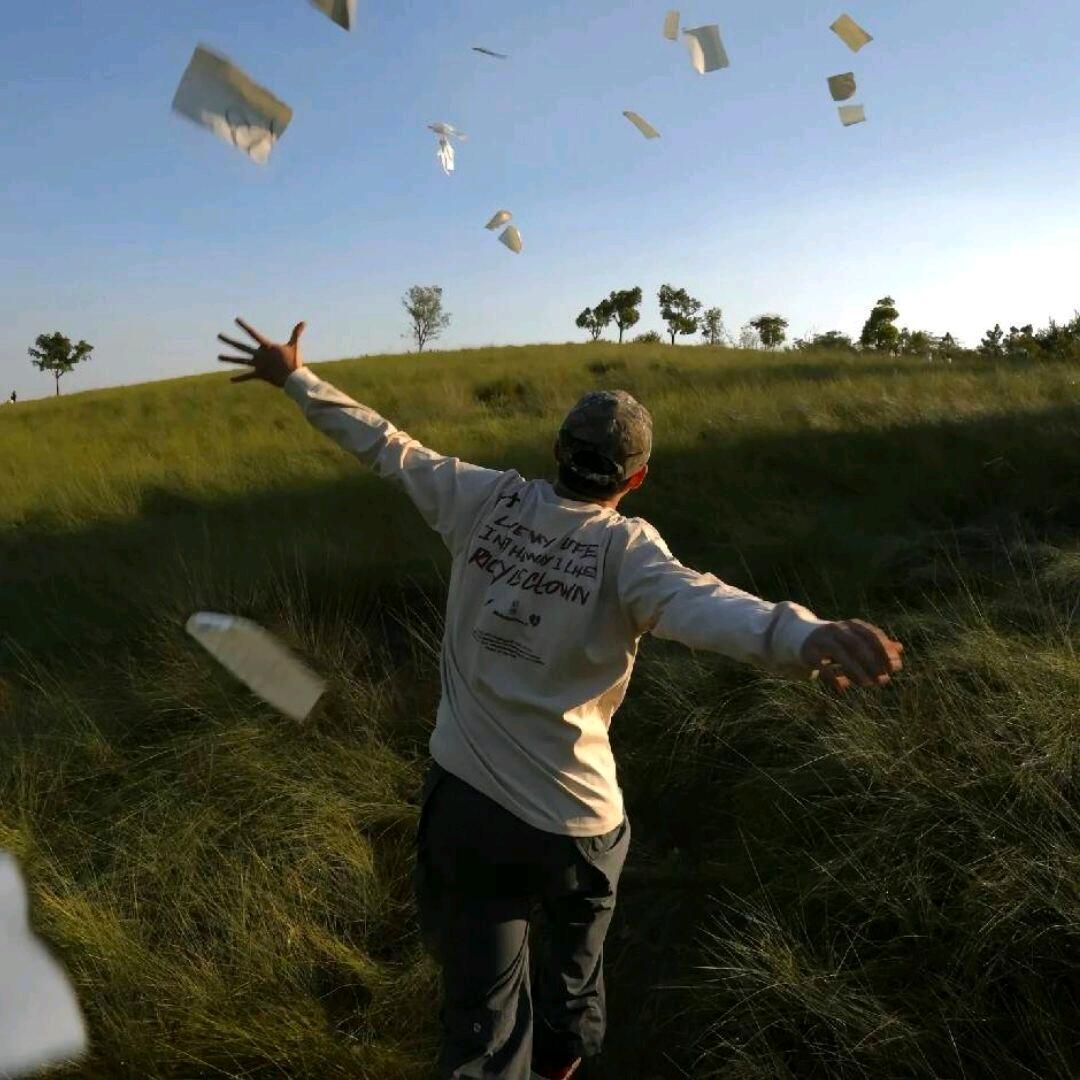 梦醒了.