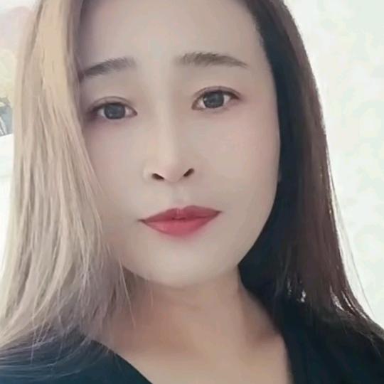 草帽姐好（早上好8：10分开播）