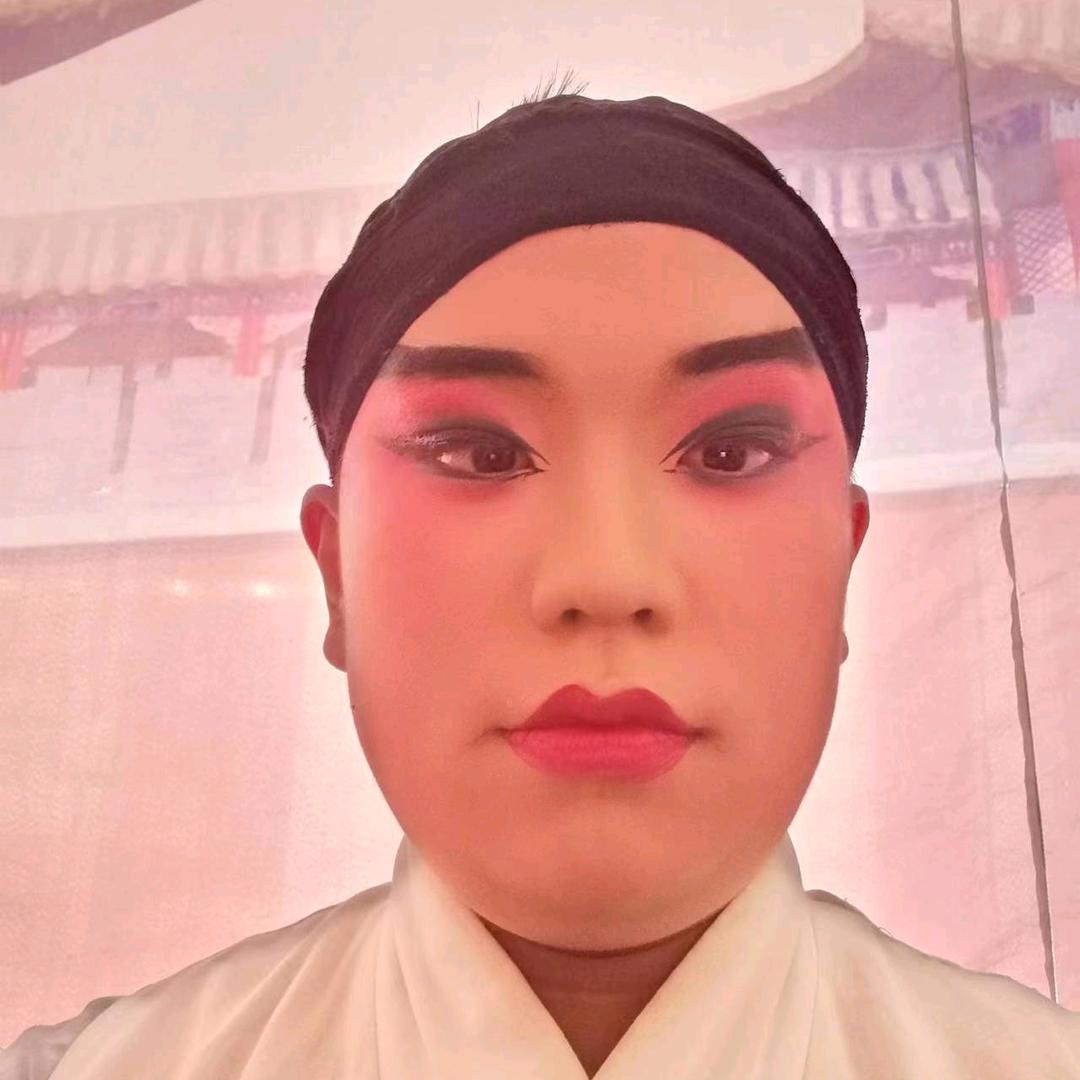 烁烁，墨墨快乐成长