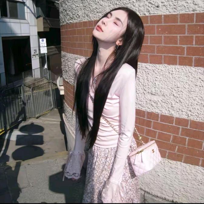 赵小小～美衣穿搭分享