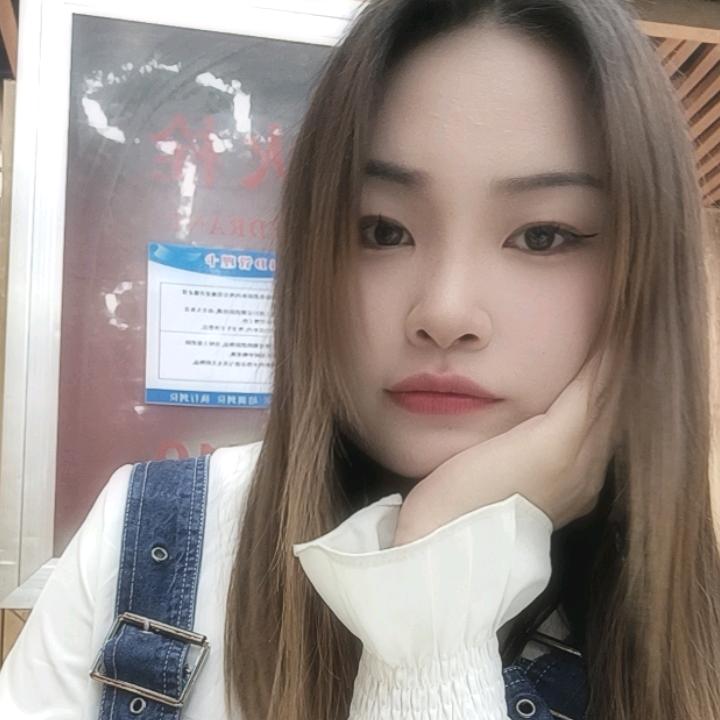 小☁️不爱吃香菜