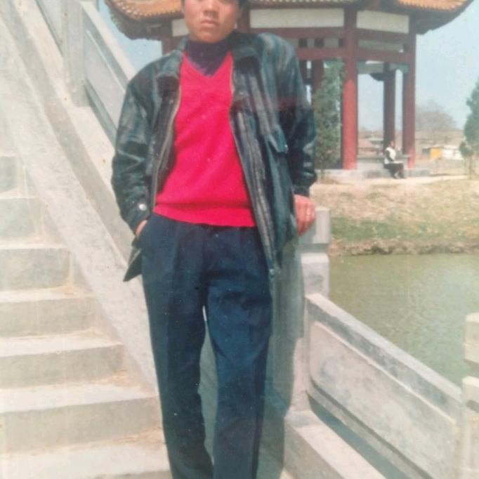 喜欢浪漫尹