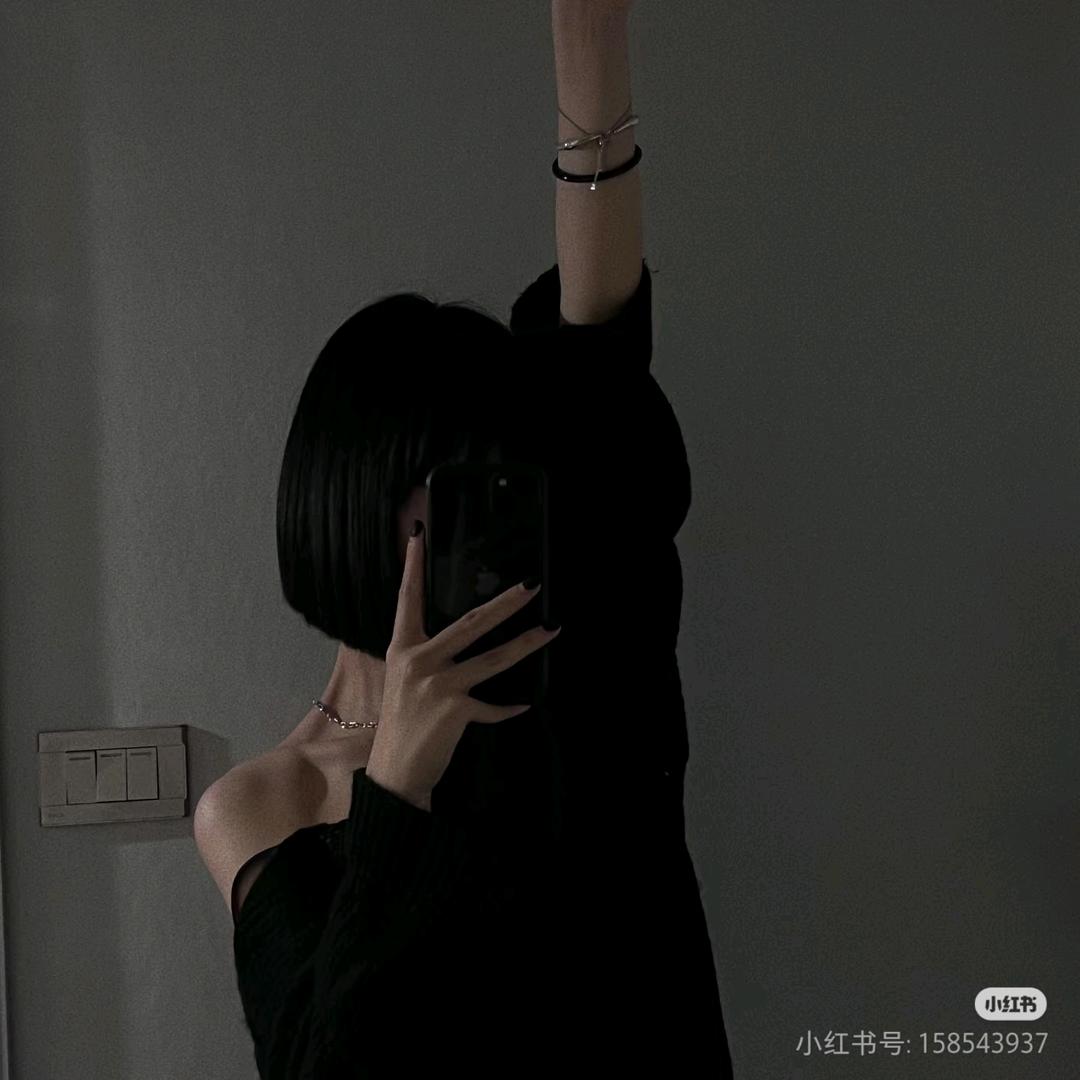 飒飒的粉红豹