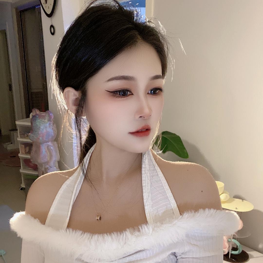 এ᭄ 冰冰小朋友。