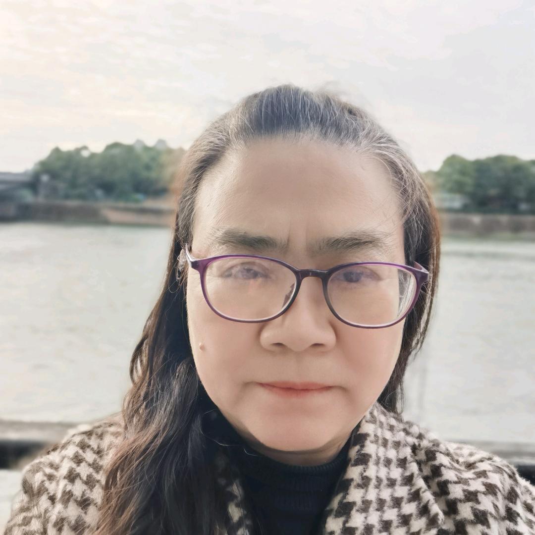 玲姐（晚9：40分首播）