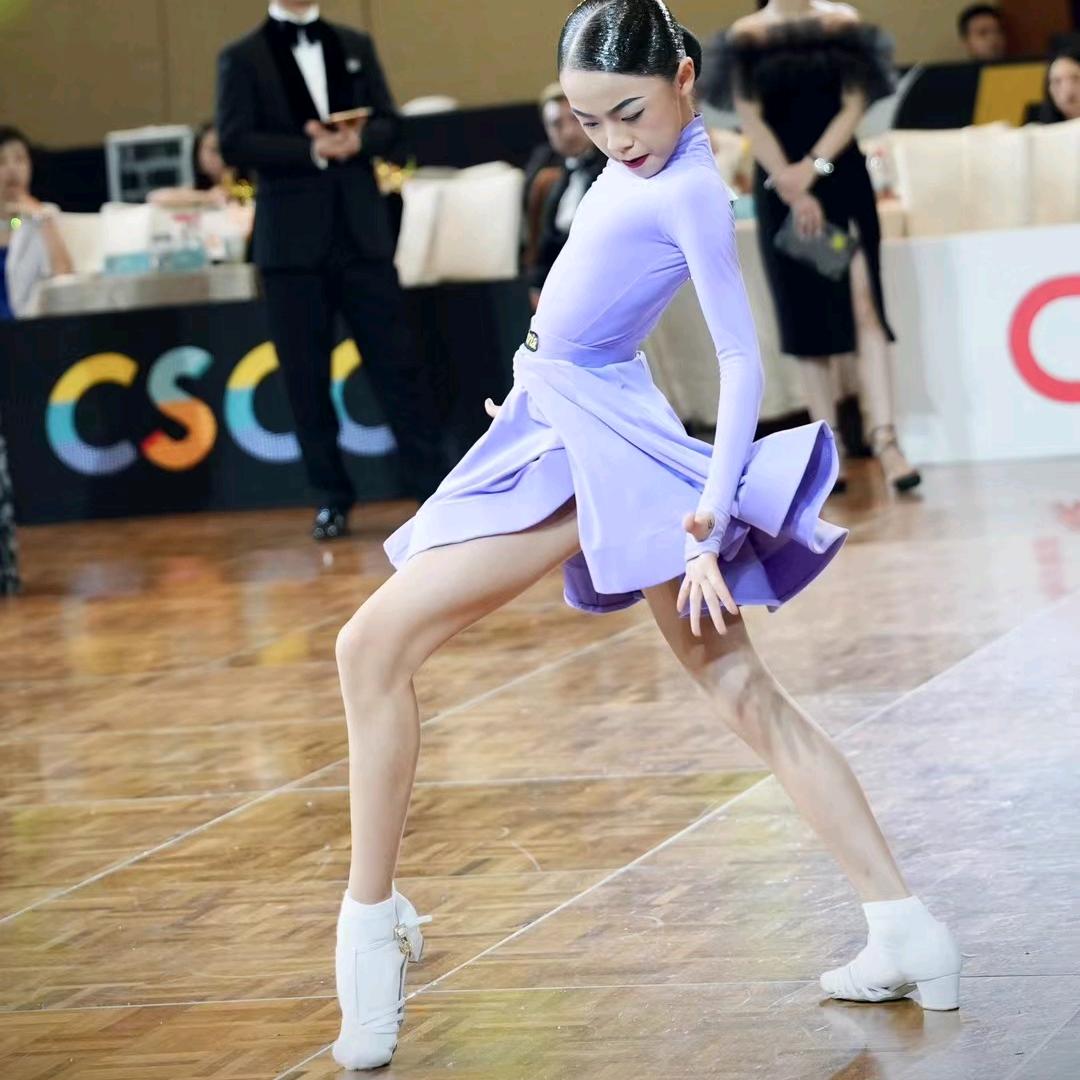 一只小蜜冯🐝