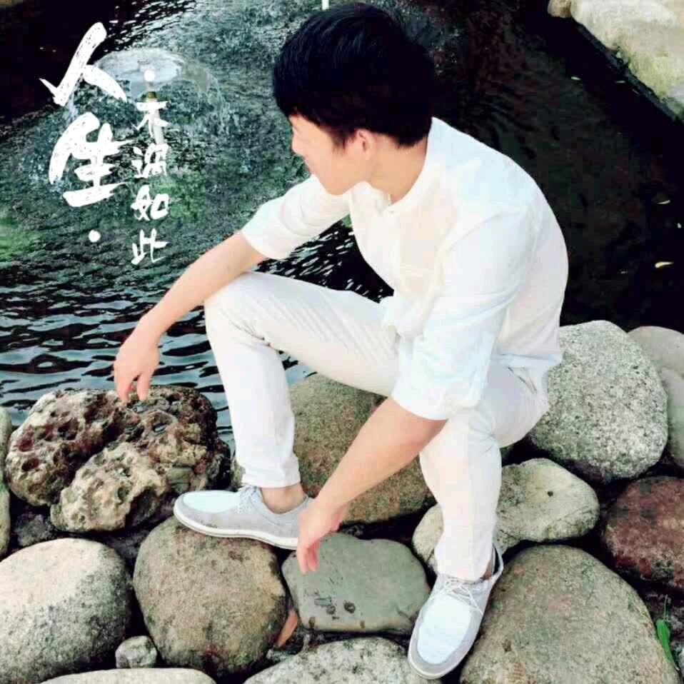 এ杯中烈酒໌ᮨ🚬敬余生🍶